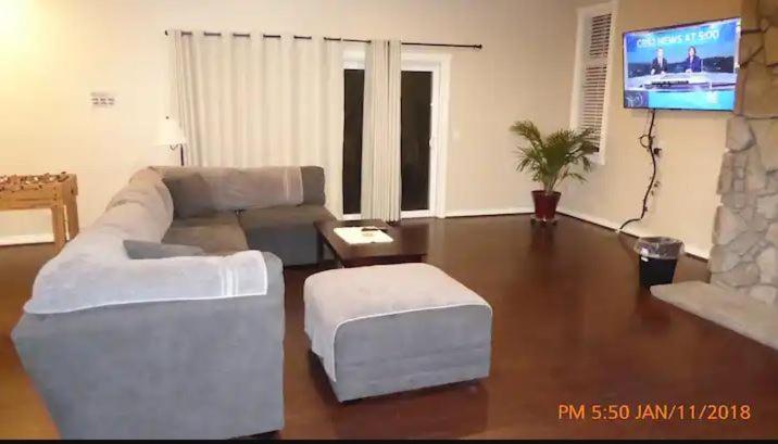 Mansion On The Hill Let 4 Rooms, 5Th Cost Extra Sage Luaran gambar